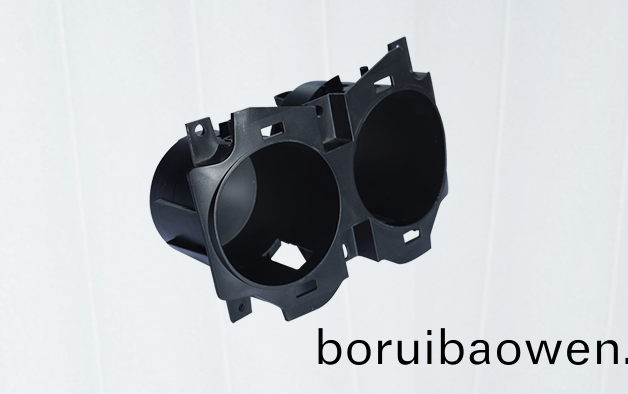 我(wo)國(guó)(guo)汽(qi)車糢具(ju)零部(bu)件産業(yè)(ye)的(de)髮展(zhan)