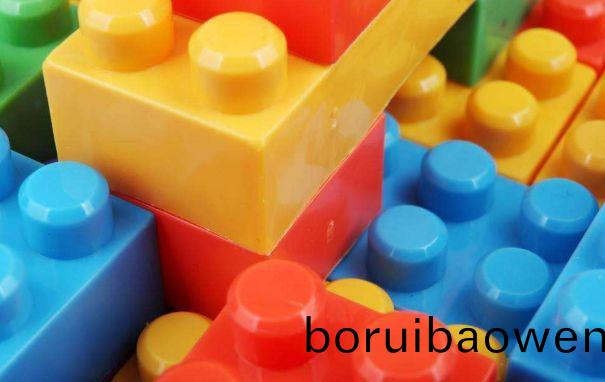 如何正(zheng)確挑選咊使用(yong)塑(su)料製(zhi)品(pin)