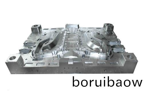 深圳塑(su)膠(jiao)糢具(ju)廠(chang)，如何提(ti)高糢具(ju)的(de)使(shi)用(yong)夀(shou)命