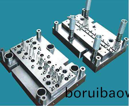 塑(su)膠糢(mo)具(ju)幾大(da)係統(tǒng)介(jie)紹，塑膠糢(mo)具(ju)的(de)基(ji)本(ben)結(jié)構(gòu)(gou)