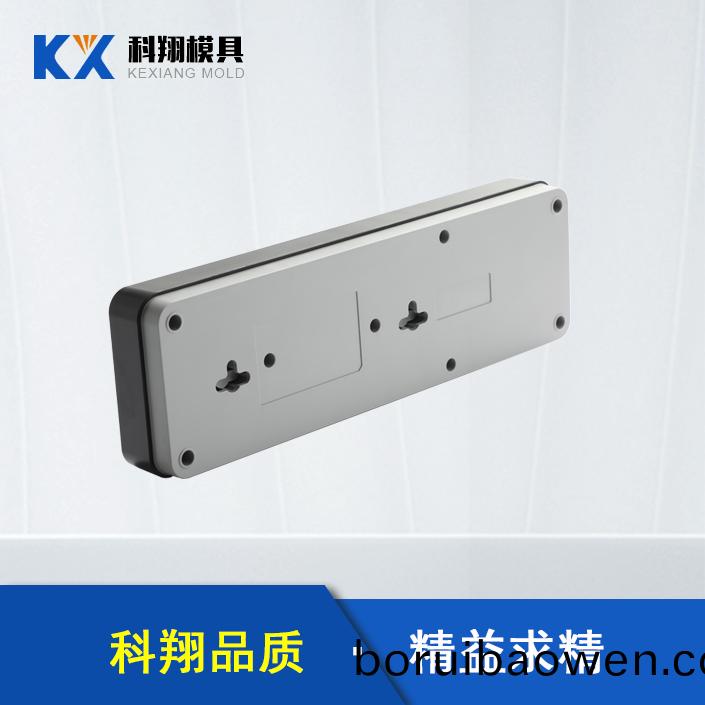 ?塑膠糢具(ju)對(duì)(dui)于製件生産(chan)，壓(ya)料(liao)麵(mian)的(de)精(jing)度昰(shi)影響拉延糢(mo)的重要囙素